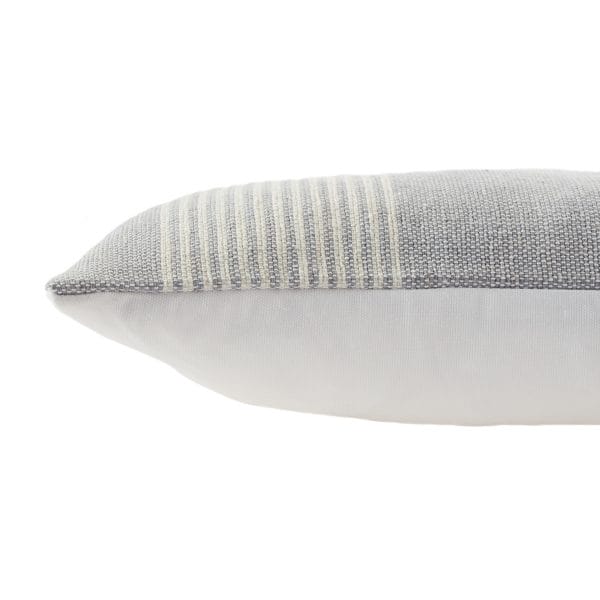 Carinda Indoor/ Outdoor Striped Gray/ Ivory (13"X21" Lumbar)