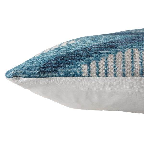 Nikki Chu by  Sadler Indoor/ Outdoor Tribal Blue/ White (22" Square)