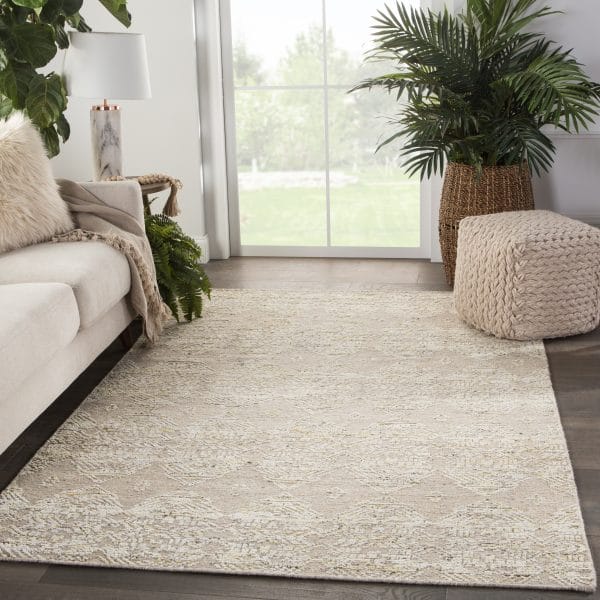 Dentelle Hand-Knotted Geometric Beige/ Gold Area Rug (5'6"X8')