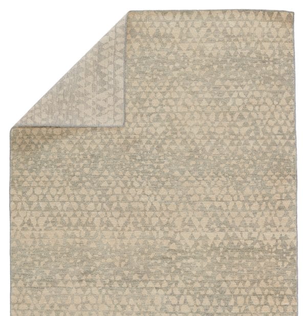 Kevin O'Brien by  Ancient Pathways Hand-Knotted Geometric Gray/ Beige Area Rug (6'X9')
