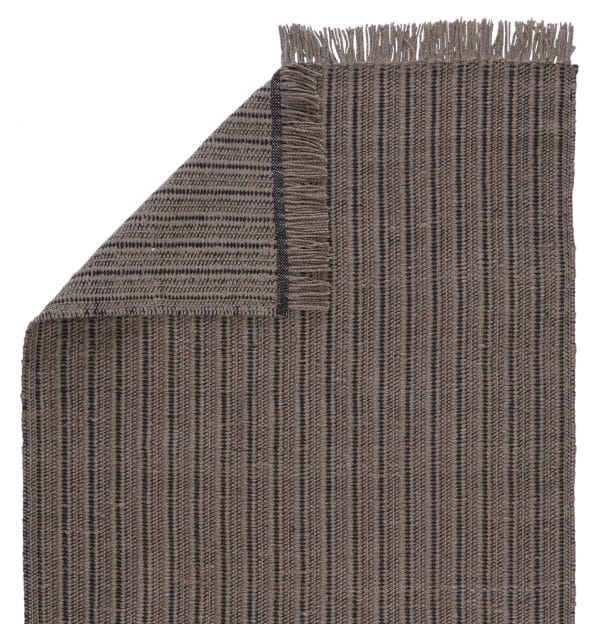 Poise Handwoven Solid Gray/ Black Area Rug (8'X10')