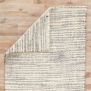 Almand Natural Solid White/ Black Area Rug (4'X6')