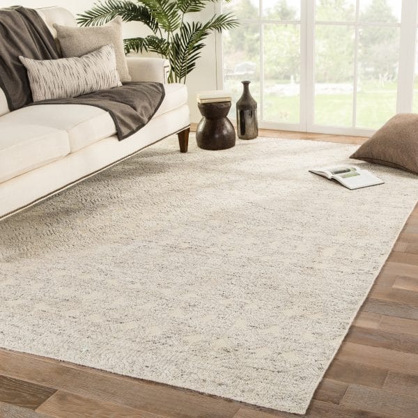 Abelle Hand-Knotted Medallion Gray/ Beige Area Rug (5'X8')