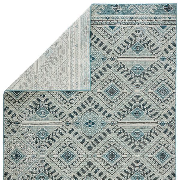 Nikki Chu by  Sax Indoor/ Outdoor Tribal Blue/ White Area Rug (4'X5'8")