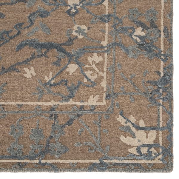 Jenny Jones by  Hamptons Hand-Knotted Floral Taupe/ Gray Area Rug (8'X10')