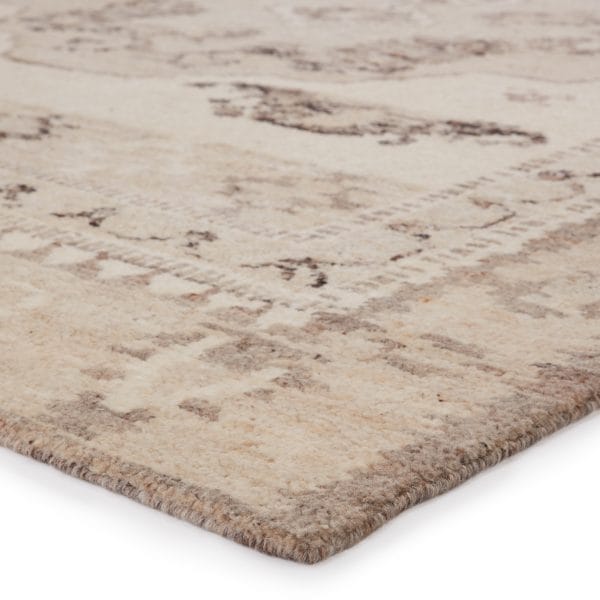 Solna Hand-Knotted Medallion Beige/ Brown Area Rug (6'X9')