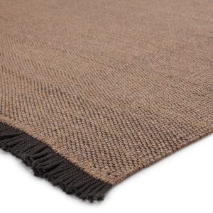 Savvy Indoor/ Outdoor Solid Tan/ Black Area Rug (2'X3')