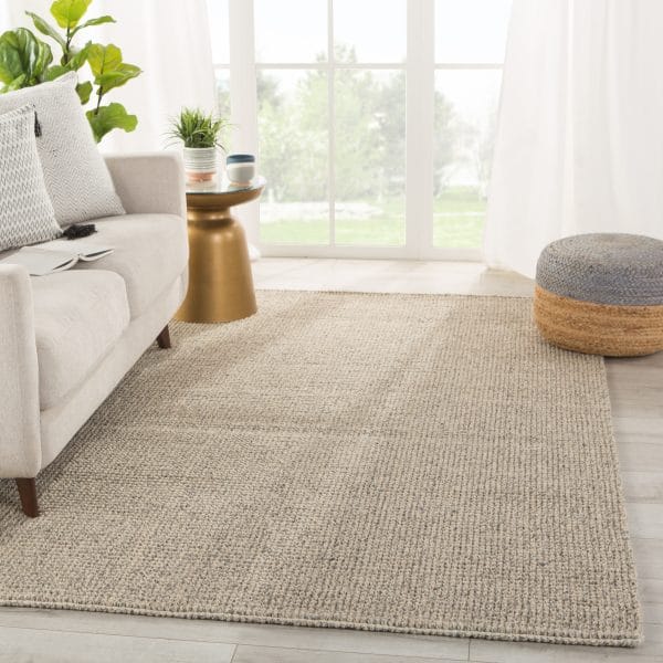Chael Natural Solid Gray/ Beige Area Rug (2'X3')